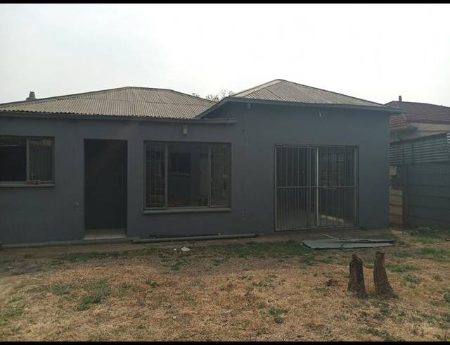 6 BEDROOM HOUSE FOR SALE IN RANDGATE